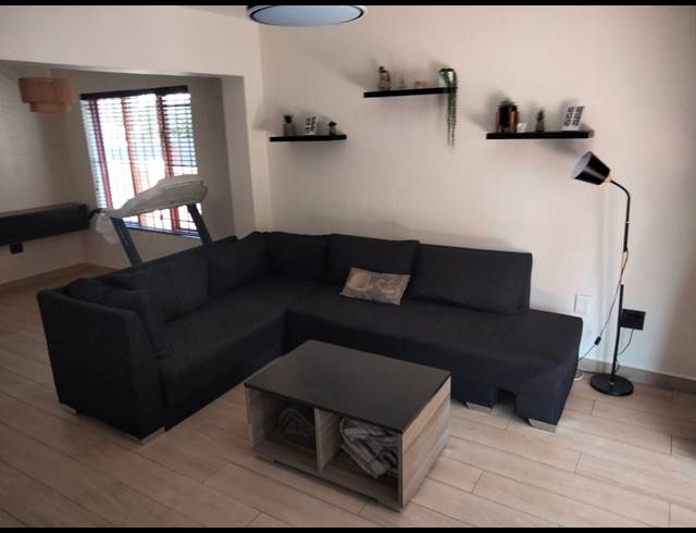 3 BEDROOM TOWNHOUSE FOR SALE IN SUNDOWNER